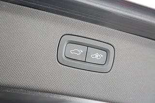 SUV Volvo XC90 32 av 32