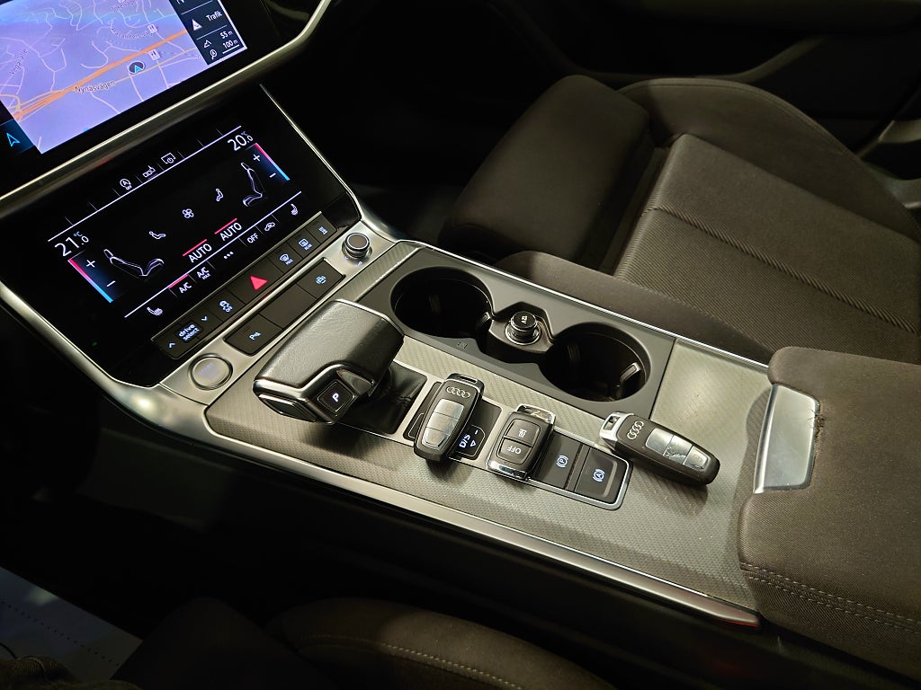 Audi A6 2020 - miniatyr 10