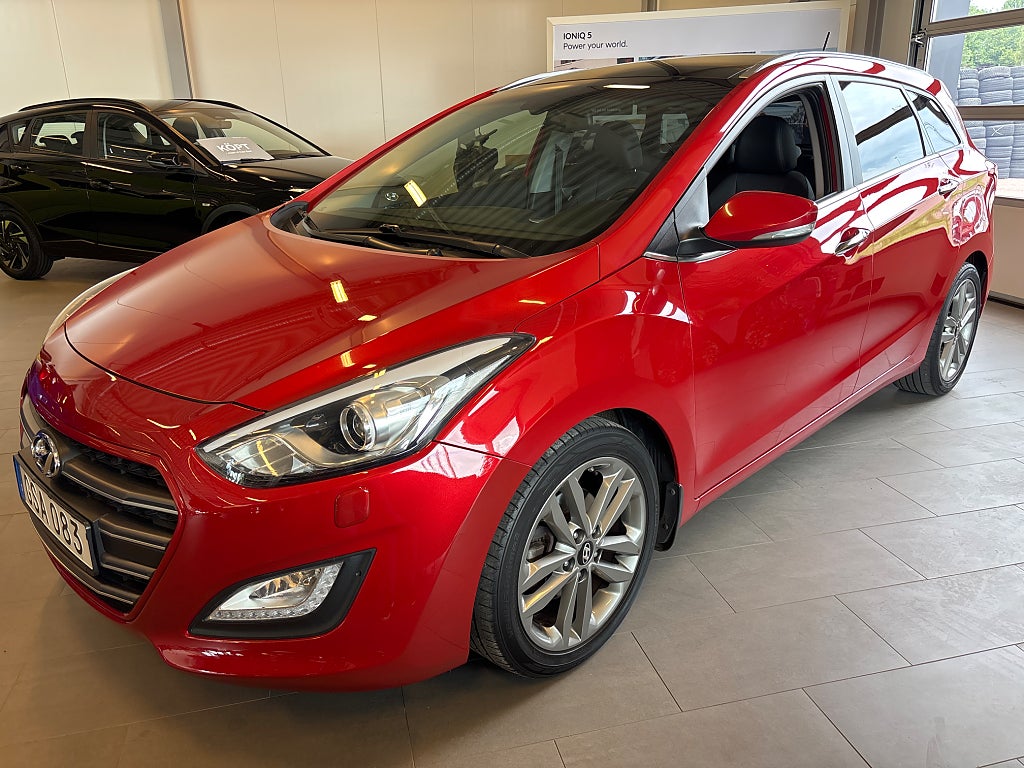 Hyundai i30 Kombi 1.6 CRDi Manuell, 136hk Premium