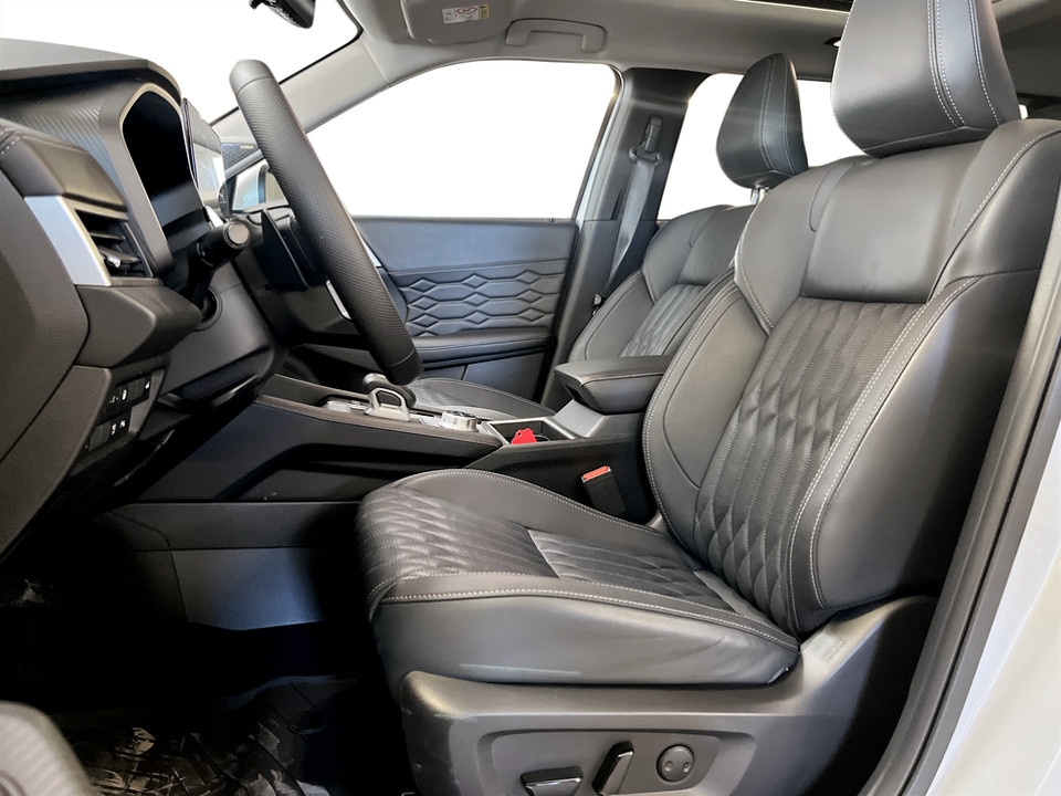 Mitsubishi Outlander 2025, bild 6/56