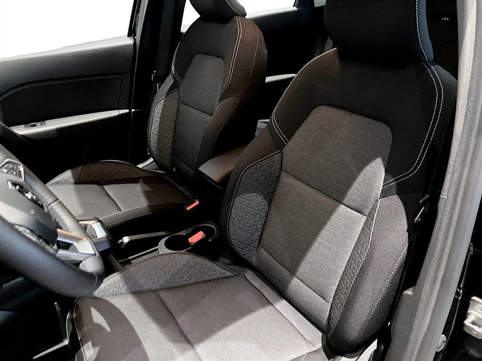 Bild på Renault Captur Equilibre 1.0 TCe 91hk KAMPANJRÄNTA 3,99%