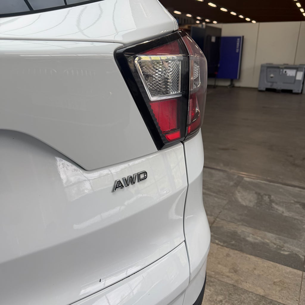 Ford Kuga *HÖSTREA*2.0 TDCi AWD 150HK Värmare