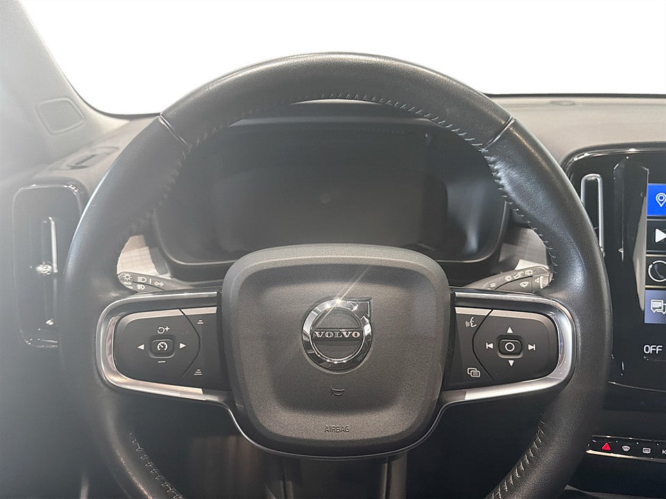 Bild på Volvo XC40 Momentum Advanced T2 129hk Aut RATTVÄRME