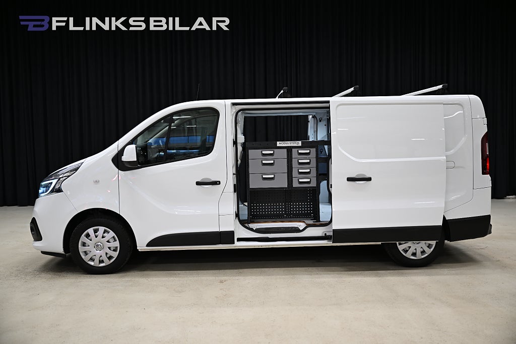 Renault trafic dCi 145HK L2|Inredd|Dubbeldörr|Drag|Värmare|Moms|SeUtr!