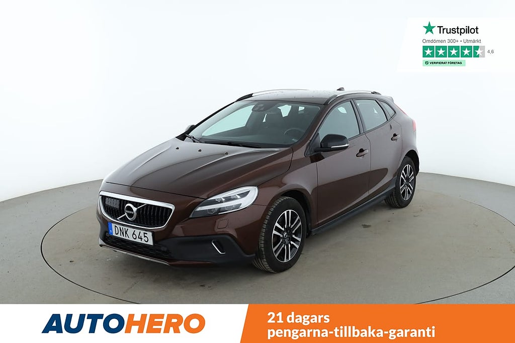 Volvo V40 Cross Country D3 Momentum / Backkamera, GPS, LDP