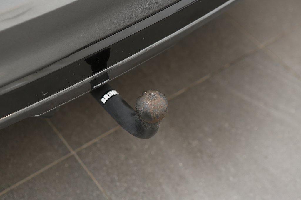 Ford Kuga Plug-In Hybrid E-CVT ST-Line Dragkrok 2020