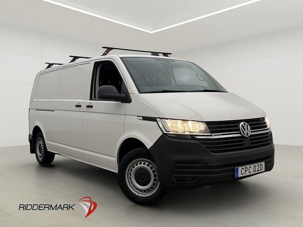 Volkswagen Transporter L2 4M Värm B-Kamera Drag CARPLAY Moms