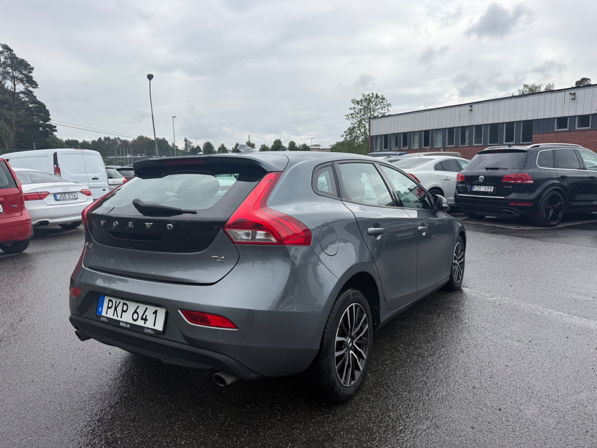 Volvo V40 2018, kuva 6/48