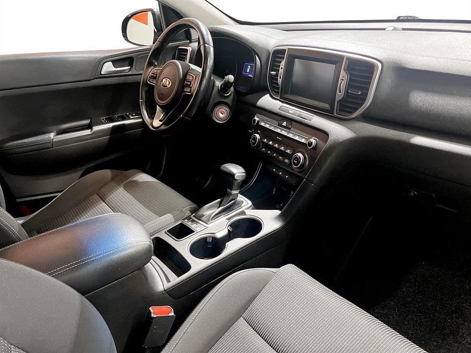 Bild på Kia Sportage Komfort 1.7 CRDi 141hk Aut - B-KAMERA, RATTVÄRME
