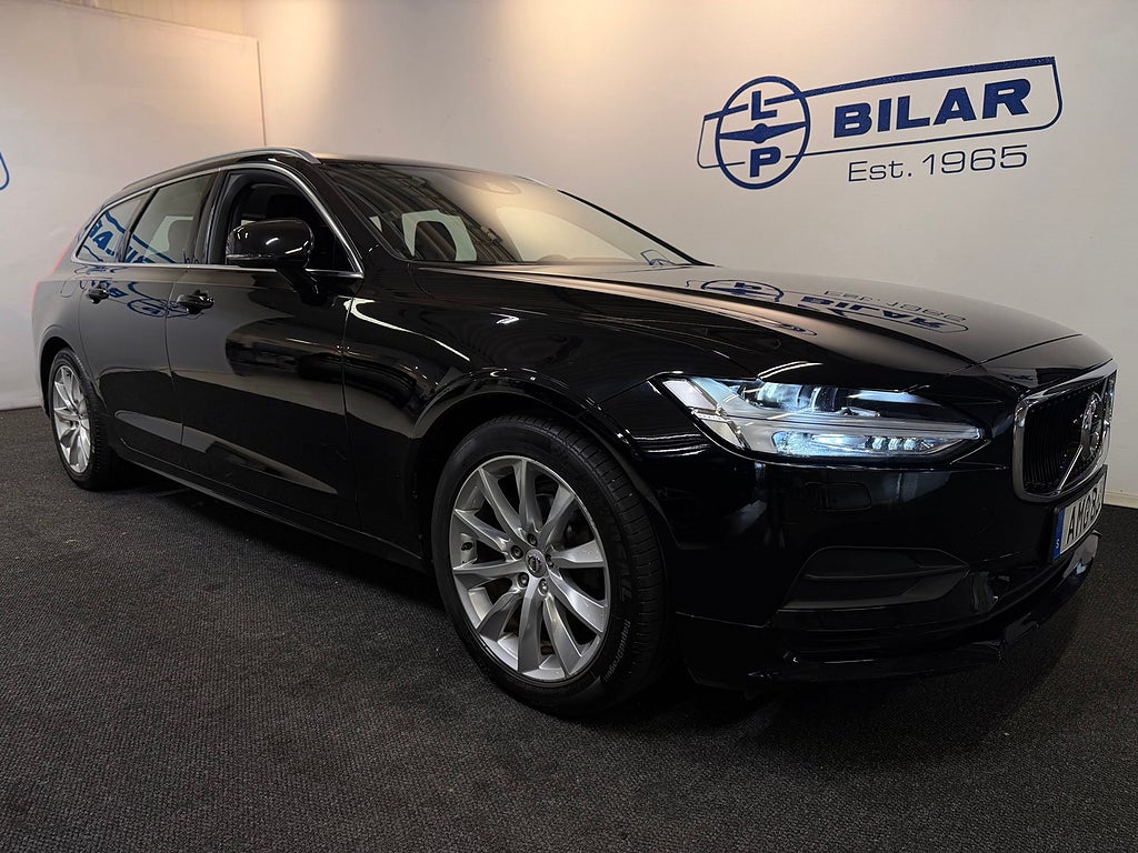 Volvo V90 D3 AWD Momentum | PILOT/ VOC/ Rattvärme/ 2ägare/ Vhjul
