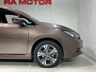 Halvkombi Nissan Leaf 6 av 20