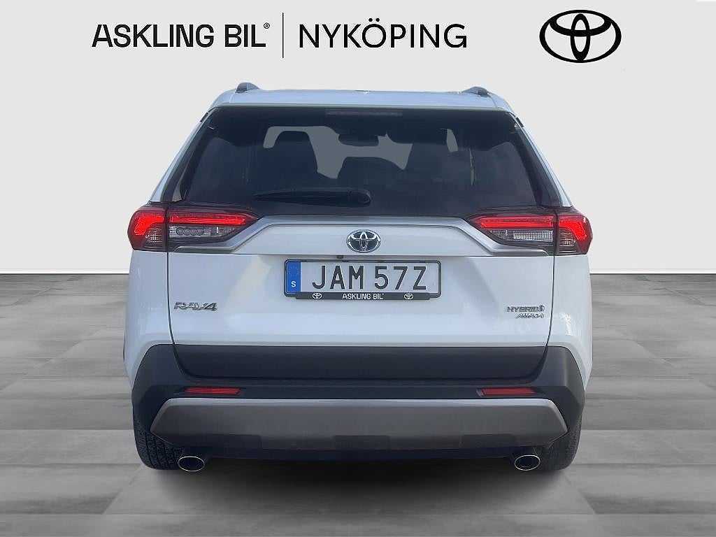 Toyota RAV4 2023 - miniatyr 5