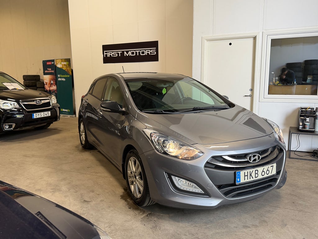 Hyundai i30 5-dörrar 1.6 CRDi Business Euro 5/full service 