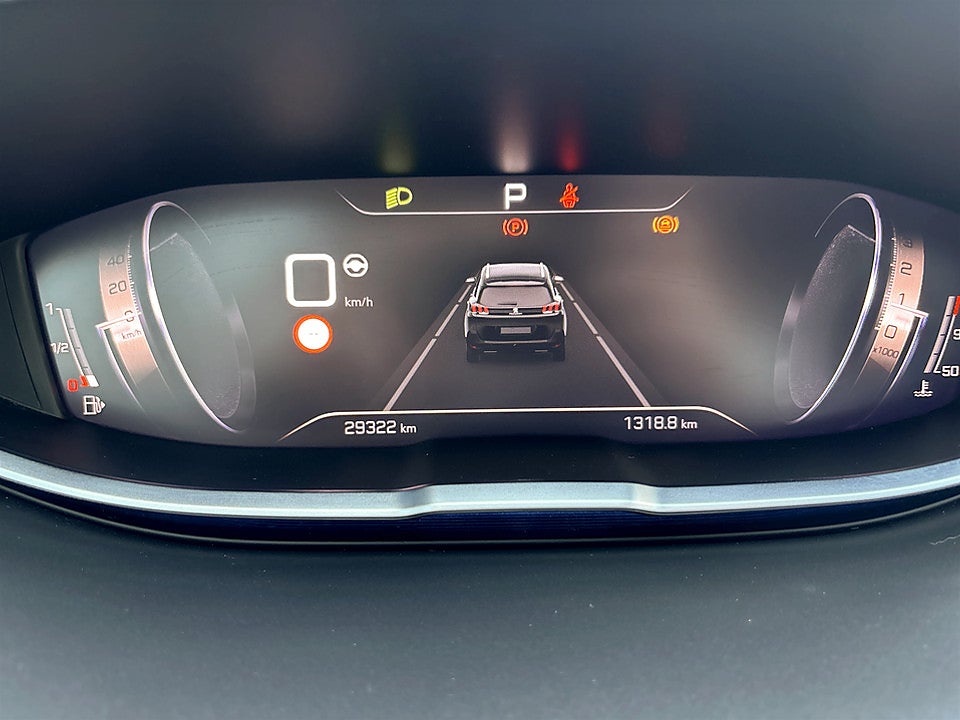 Bild på Peugeot 5008 GT 1.2 PT 130hk Aut 7-SITS B-KAMERA CARPLAY