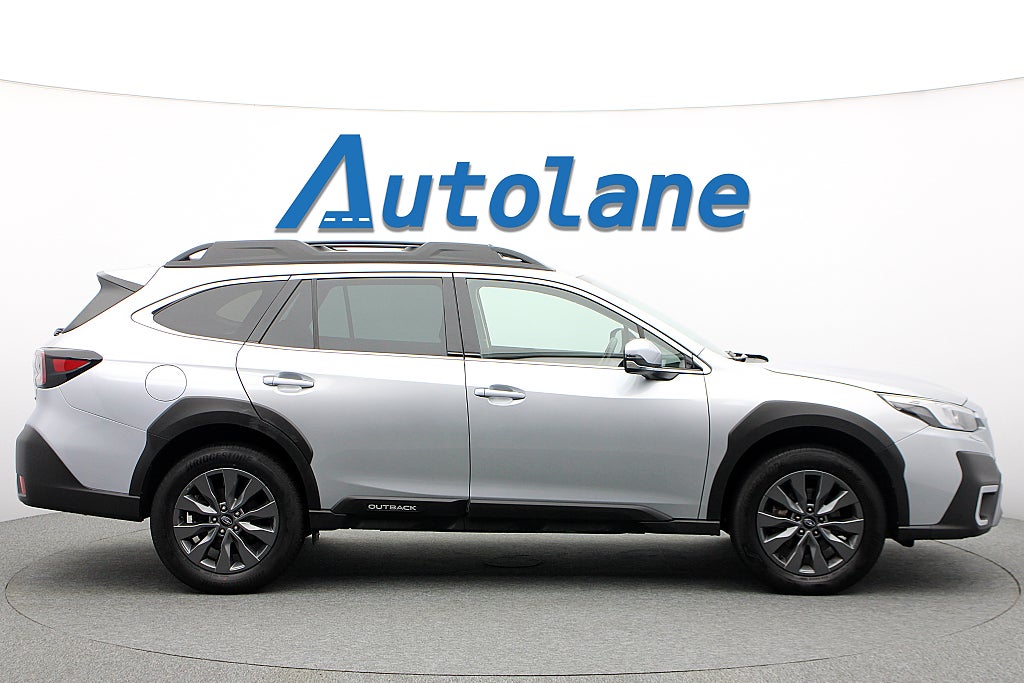 Subaru Outback 2.5 4WD XFuel Adventure, Kamera, Drag, Kupévärme 169hk