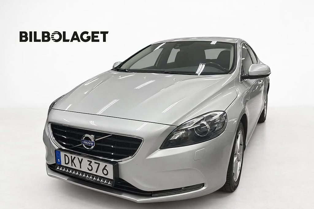 Volvo V40 T3 Your Momentum