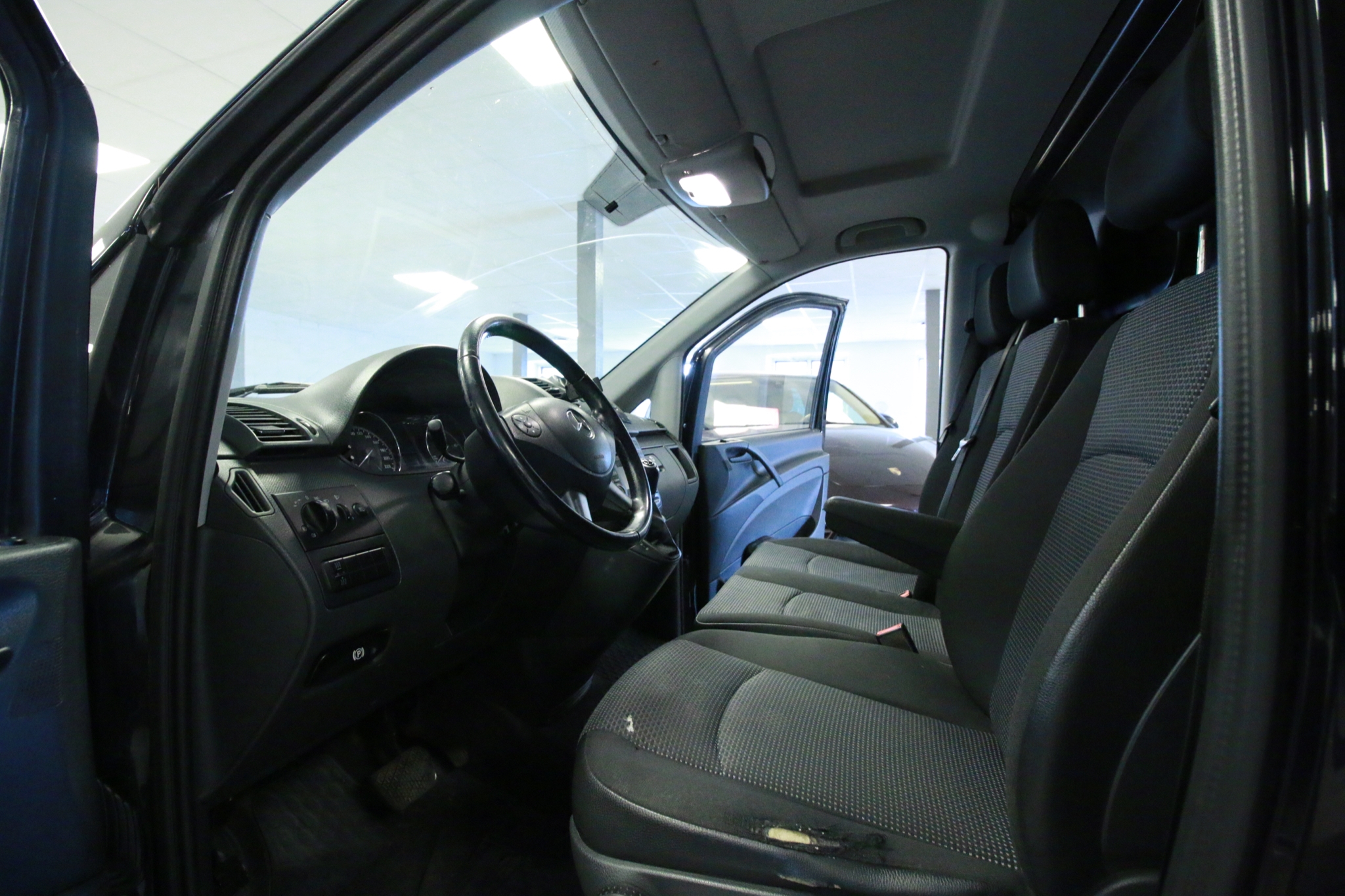 Mercedes-Benz Vito 2011, bild 6/25