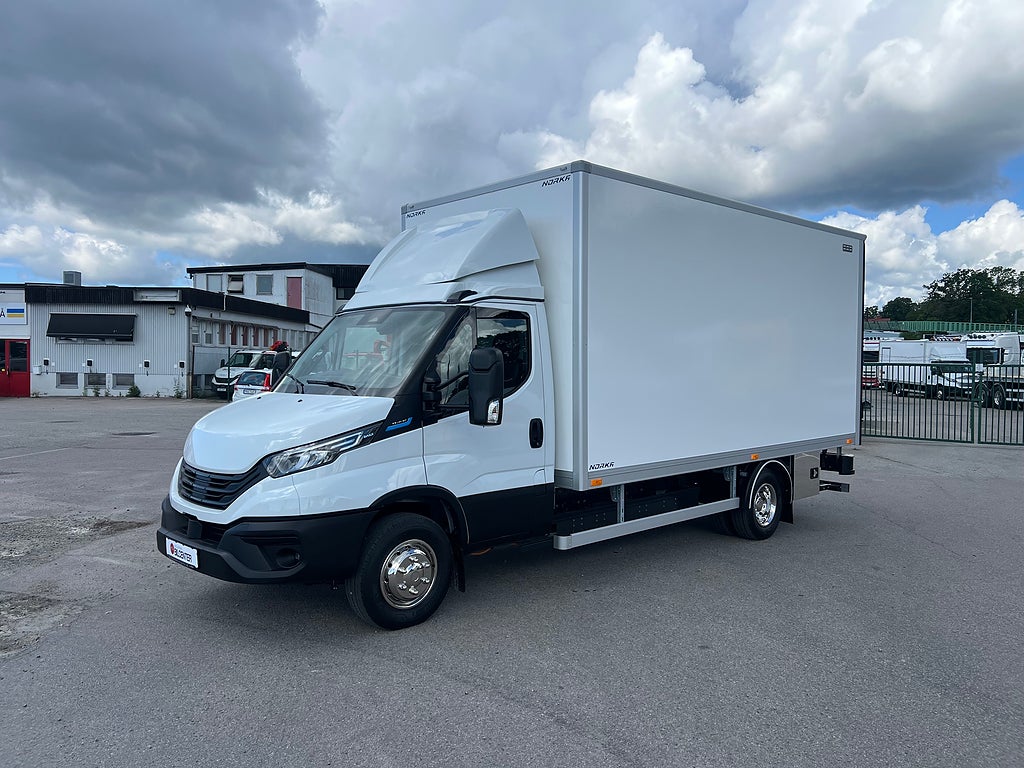 Iveco Daily 72C14E AirPro Skåpbil med Z-Lift, ELBIL