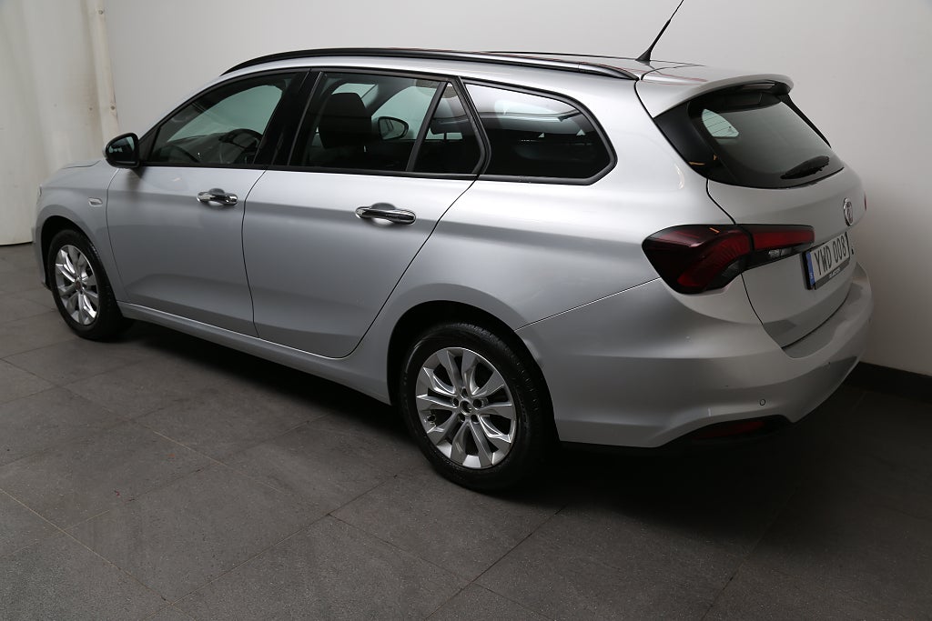 Fiat Tipo 1,6 110hk Lounge Kombi Automat 2018