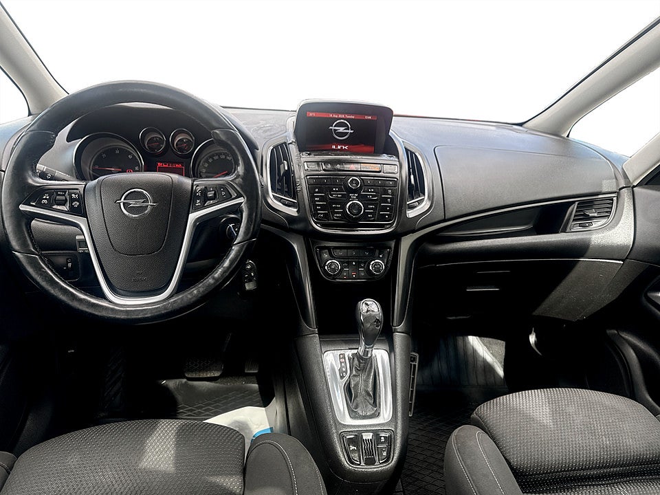 Bild på Opel Zafira Tourer Business 2.0 CDTI 170hk Aut 7-SITS B-KAMERA 