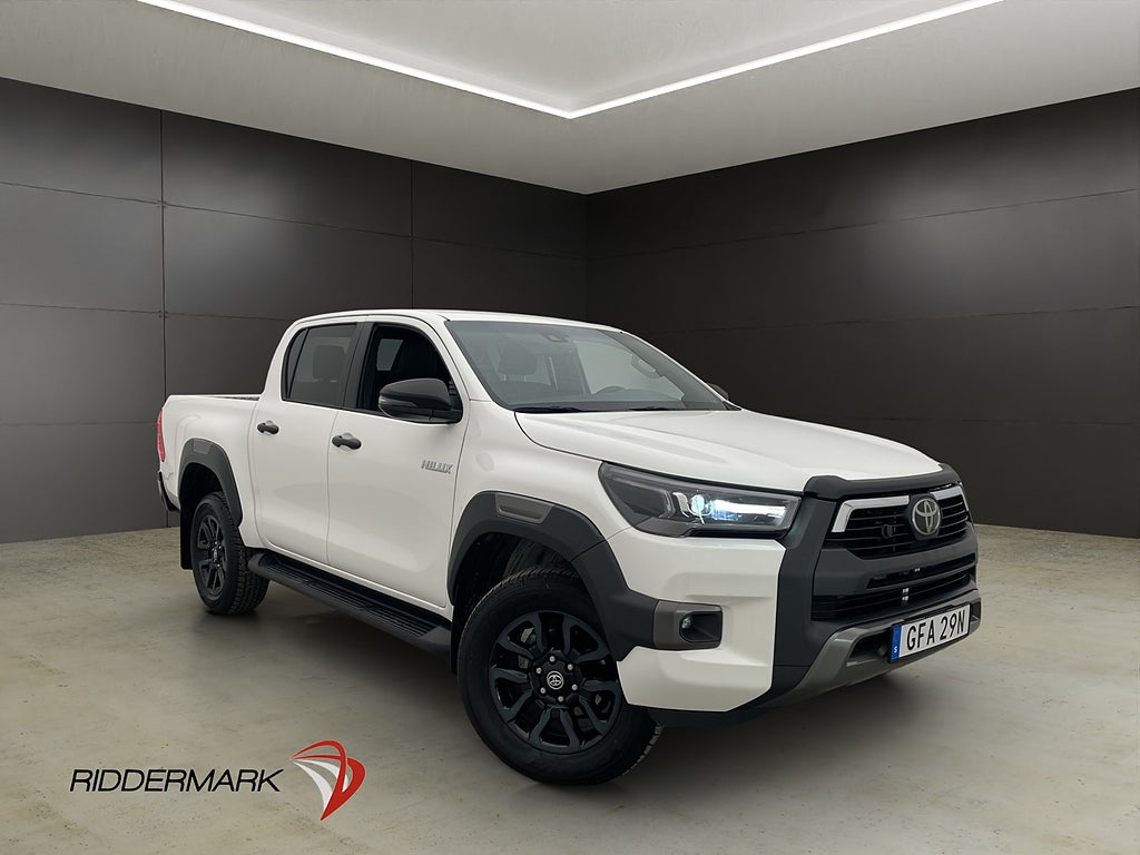 Toyota Hilux Invincible 2.8 4WD M/K-Värmare Drag Diff MOMS