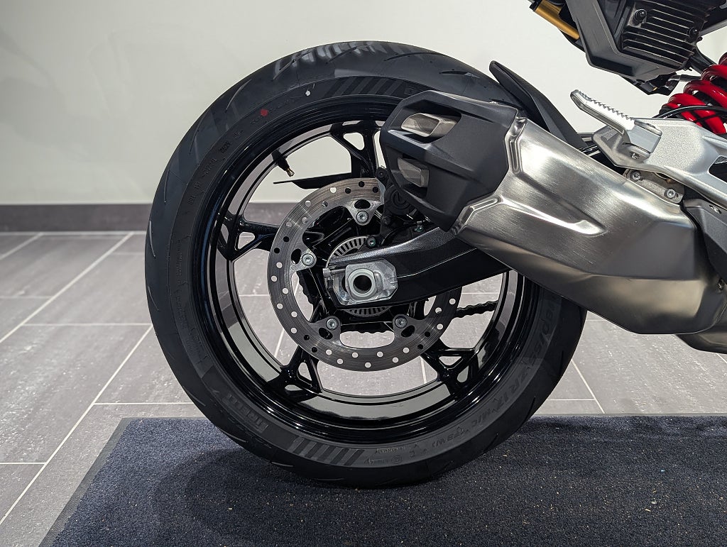 BMW F900R.Quickshifter och Värmehandtag på köpet!.Dynamic.Omg lev!