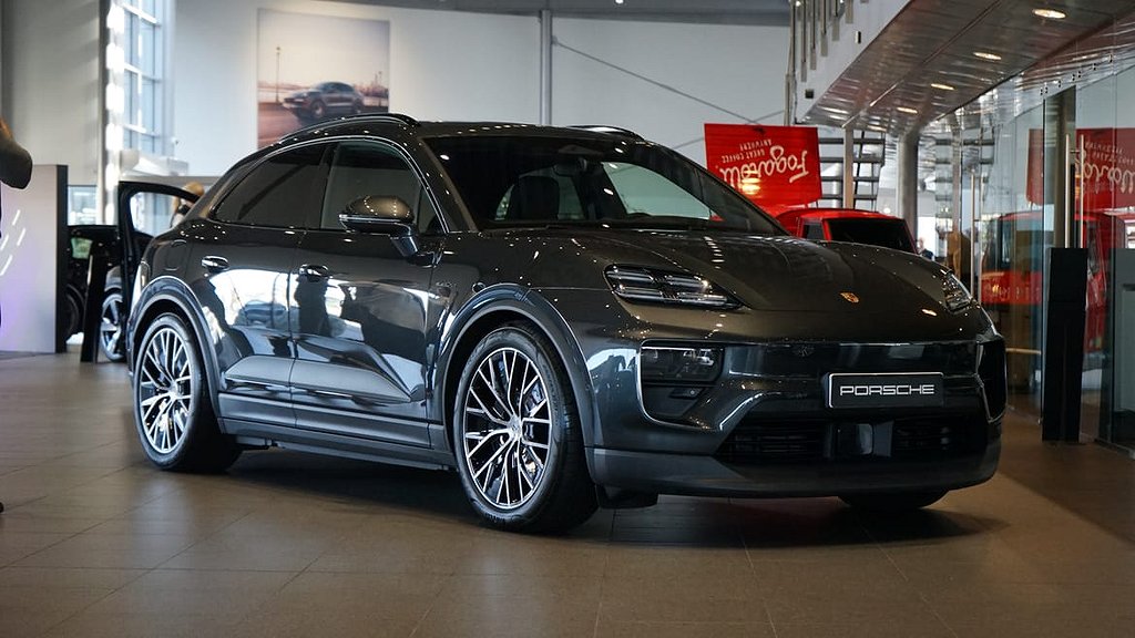 Porsche Macan 4 Electric