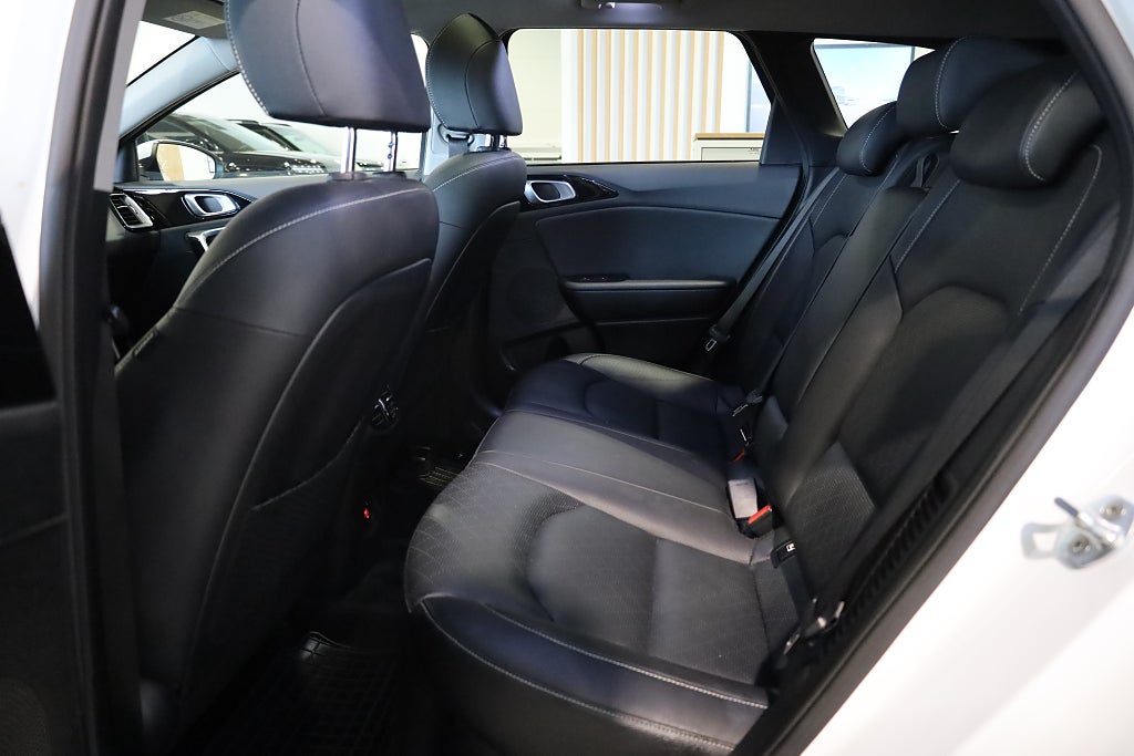 Kia Ceed Sportswagon Plug-in Hybrid Advance Plus 2 Pano Navi