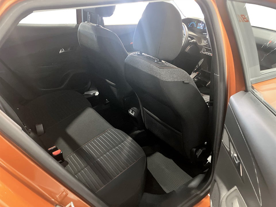 Bild på Peugeot E-2008 Active 50kWh 136hk Aut CARPLAY BACKSENSORER