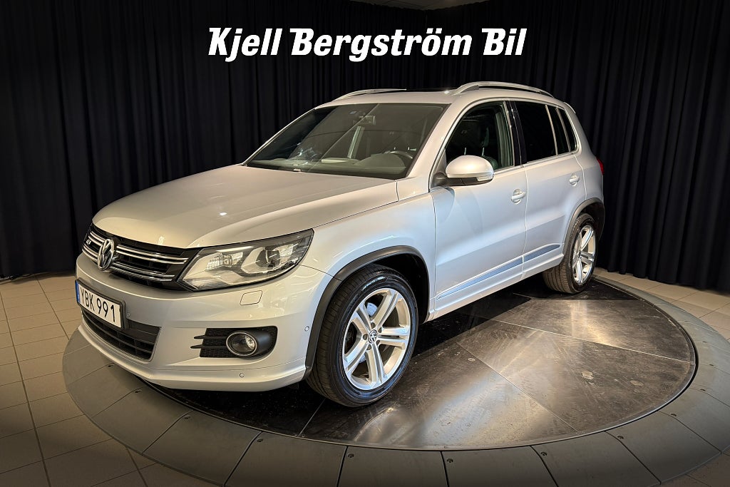 Volkswagen Tiguan 2.0 TDI 4Motion R-Line Drag Värmare Panorama