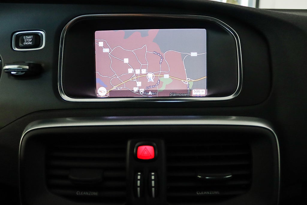 Volvo V40 Cross Country D3 Momentum Värmare Navi VoC B-Kam