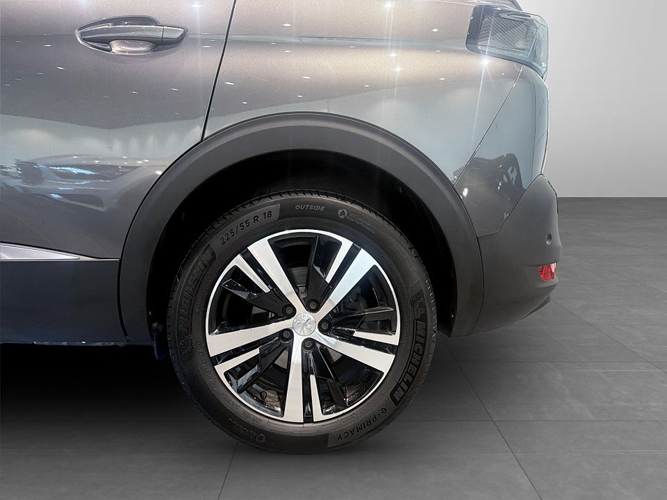 Bild på Peugeot 5008 GT 1.2 PT 130hk Aut 7-SITS B-KAMERA CARPLAY