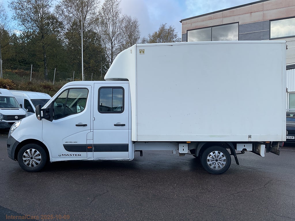 Renault master VI SÖKER OCH KÖPER VOLYMSKÅP MED DUBBELHYTT