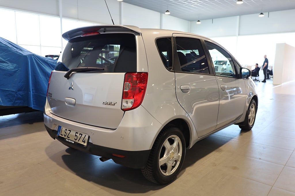 Mitsubishi Colt 5-dörrar 1.3 95HK MIVEC ClearTec PDC M-Värme 2011