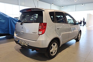 Halvkombi Mitsubishi Colt 5 av 20