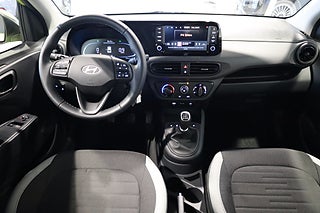 Halvkombi Hyundai i10 10 av 20