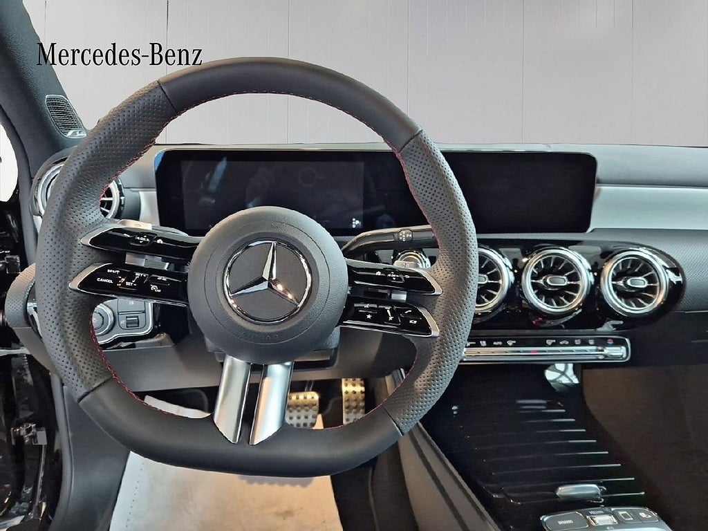 Mercedes-Benz A 2026 - miniatyr 7