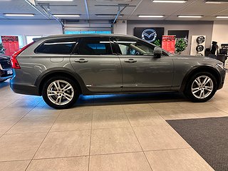 Volvo V90 Cross Country D4 AWD Drag/Kamera/MoK-värm/CarPlay