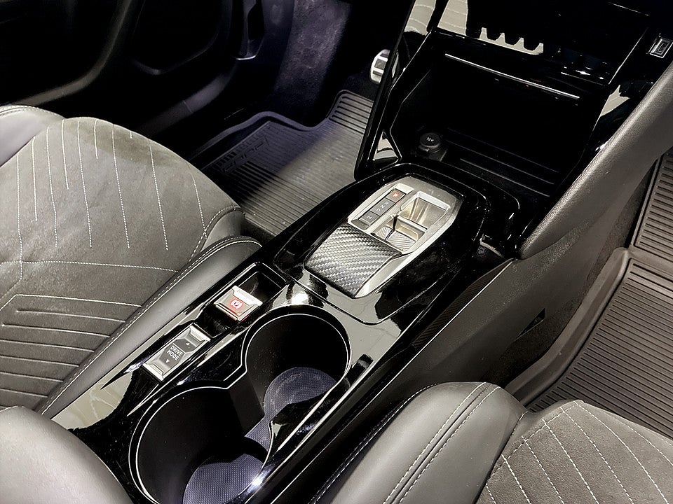 Bild på Peugeot 2008 GT Hybrid 145hk Aut B-KAMERA CARPLAY