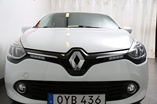 Halvkombi Renault Clio 5 av 23