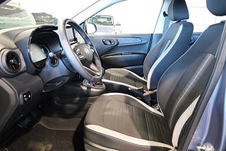 Halvkombi Hyundai i10 9 av 24