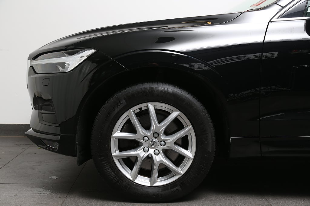 Volvo XC60 B5 Bensin 250hk Momentum Adv SE AWD Kamera Navi Leasbar 2021