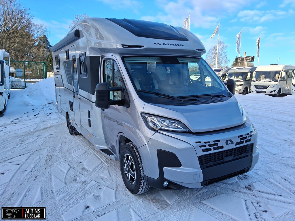 Adria Coral 670 DL 60Y / Automat