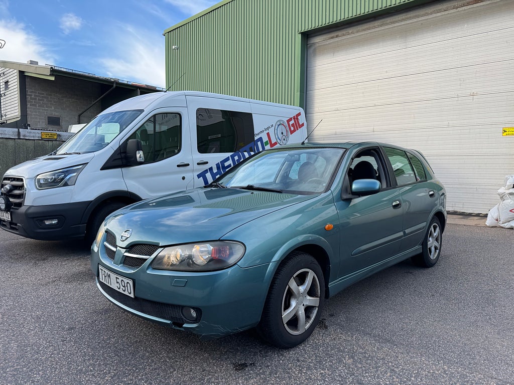Nissan Almera 5-dörrar 1.8 bes 2027-02-28 Euro 4