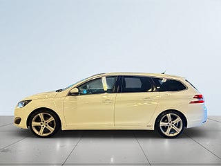 Peugeot 308 sw 1.2 PureTech 130 Allure SoV-Däck/Pano/P-Sens/Värmare – bild 4