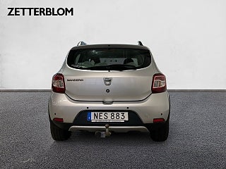 SUV Dacia Sandero 4 av 17