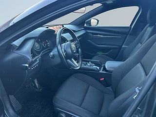 Mazda 3 Hatchback 2.0 MHybrid Kamera/MoK-Värm/SoV-Däck/Navi/HuD – bild 7