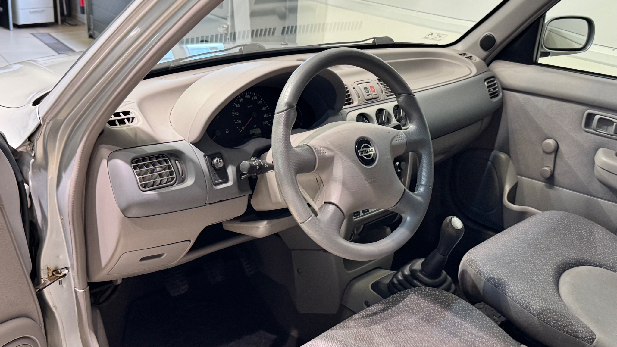 Nissan Micra 3-dörrar 1.4 2000, bild 7/45