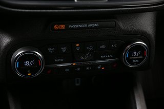Halvkombi Ford Focus 19 av 21