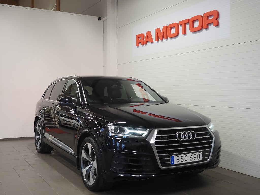 Audi Q7 3.0 TDI V6 272hk Quattro S Line 7-Sits Cockpit Bose Drag 2016